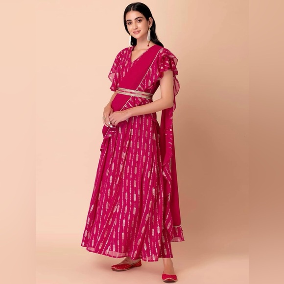 Ridhi Mehra x indya (S) Saree with belt - Picture 3 of 16